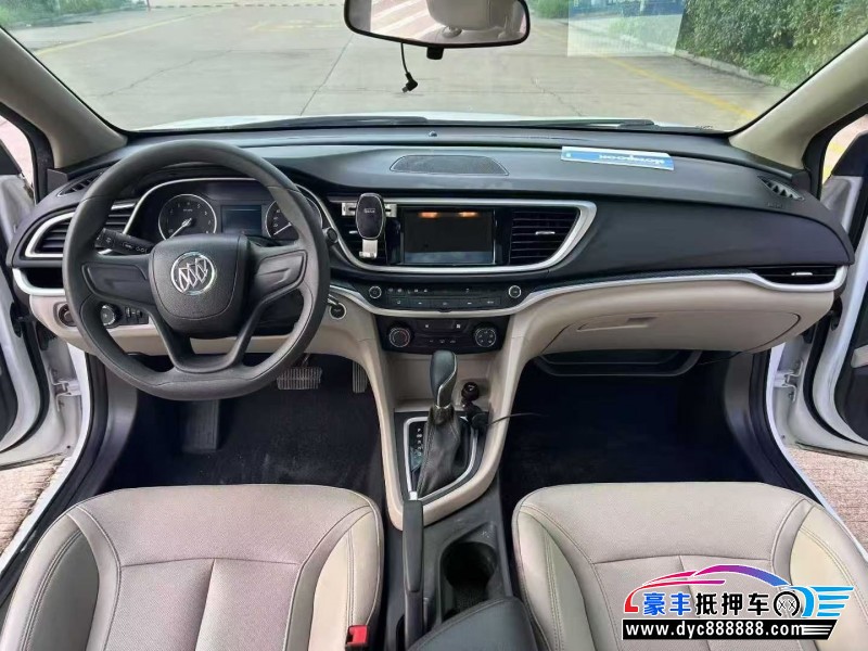 20年别克英朗轿车抵押车出售