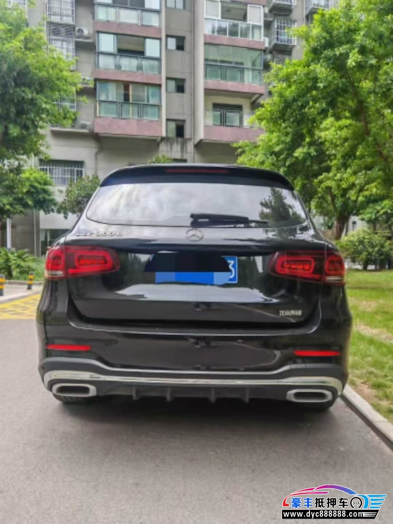 21年奔驰GLC轿车抵押车出售