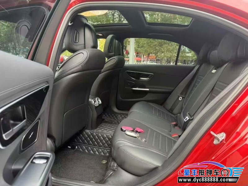 22年奔驰C轿车抵押车出售