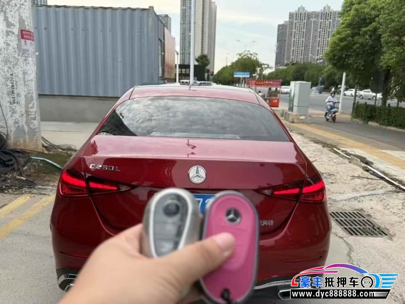 22年奔驰C轿车抵押车出售