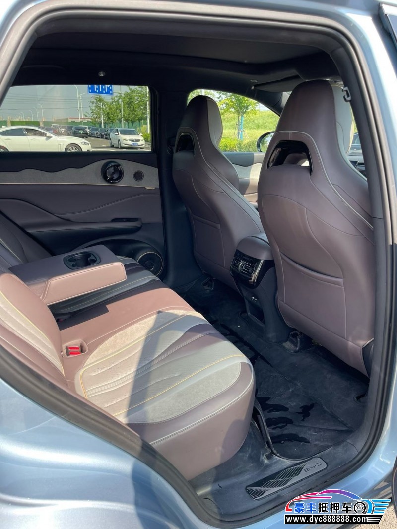 23年比亚迪护卫舰轿车抵押车出售