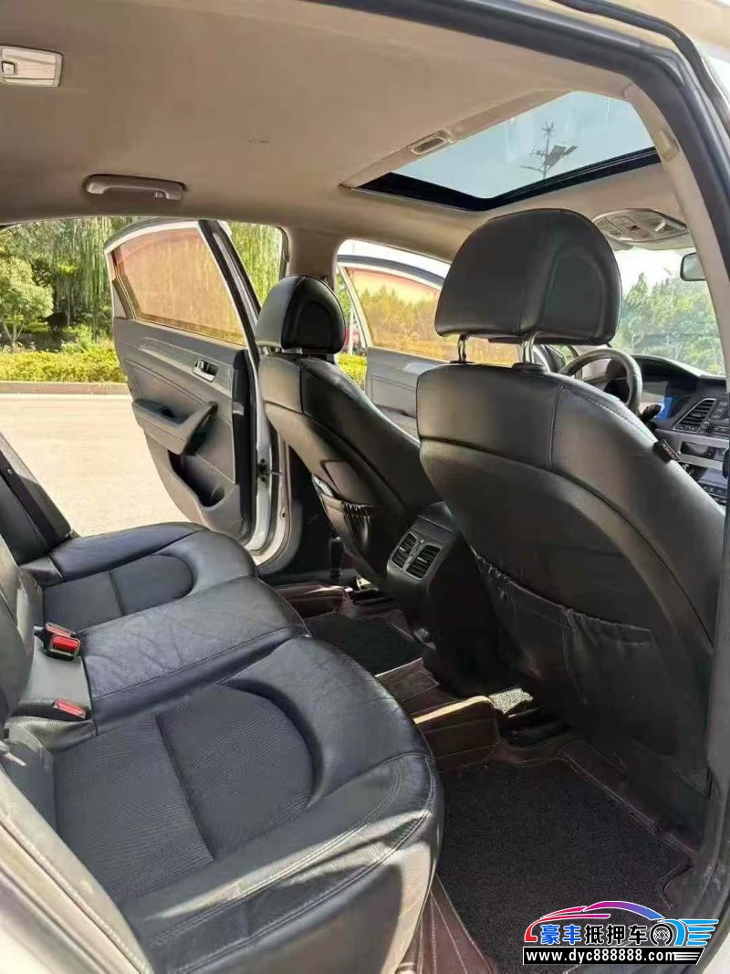 16年现代索纳塔九轿车抵押车出售