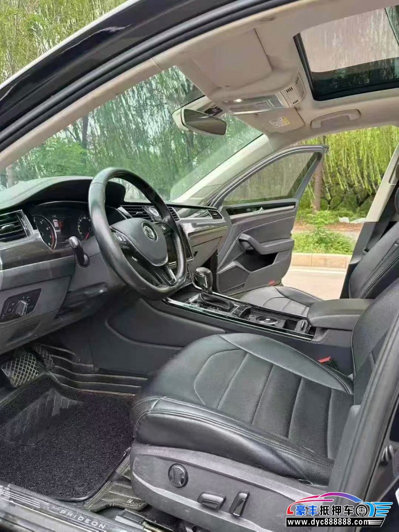 20年大众辉昂轿车抵押车出售