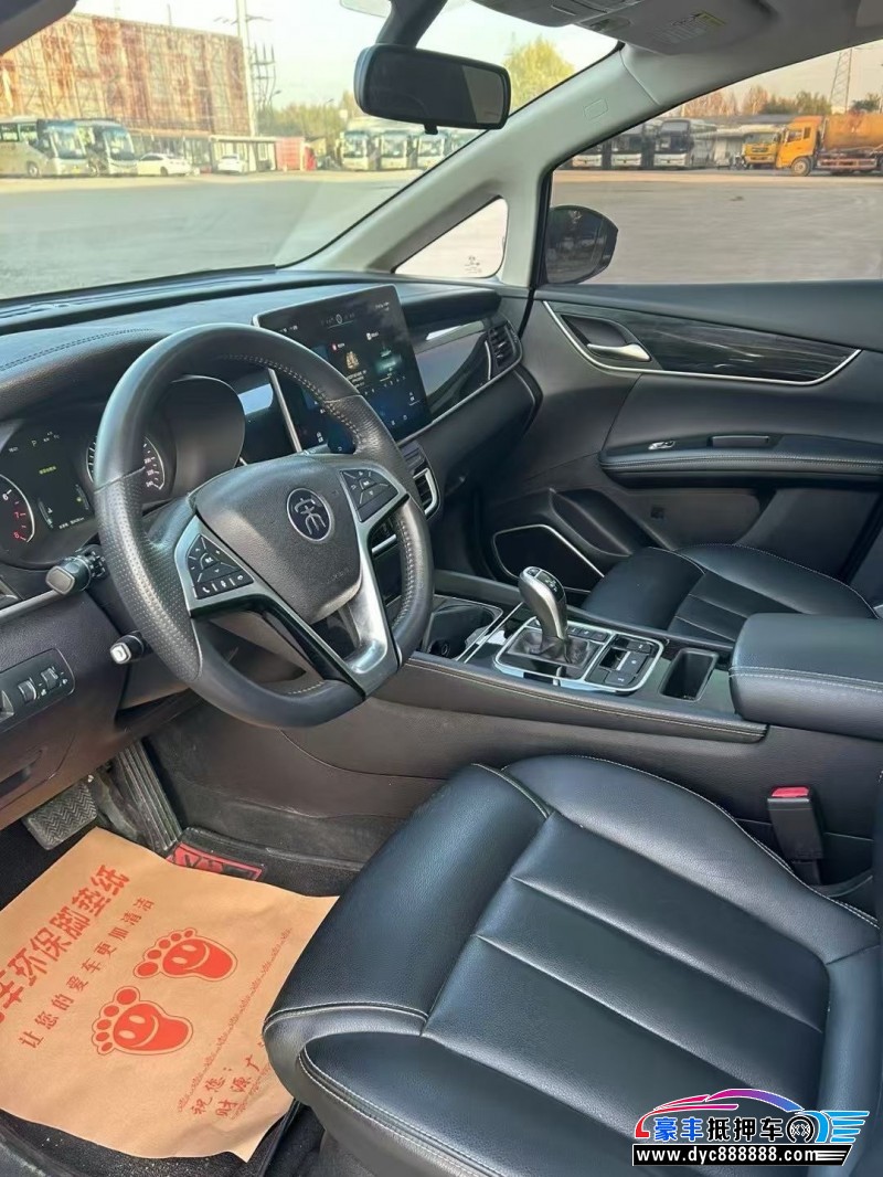 20年比亚迪宋轿车抵押车出售