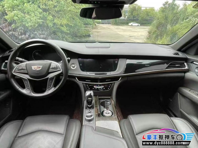 22年凯迪拉克CT6轿车抵押车出售