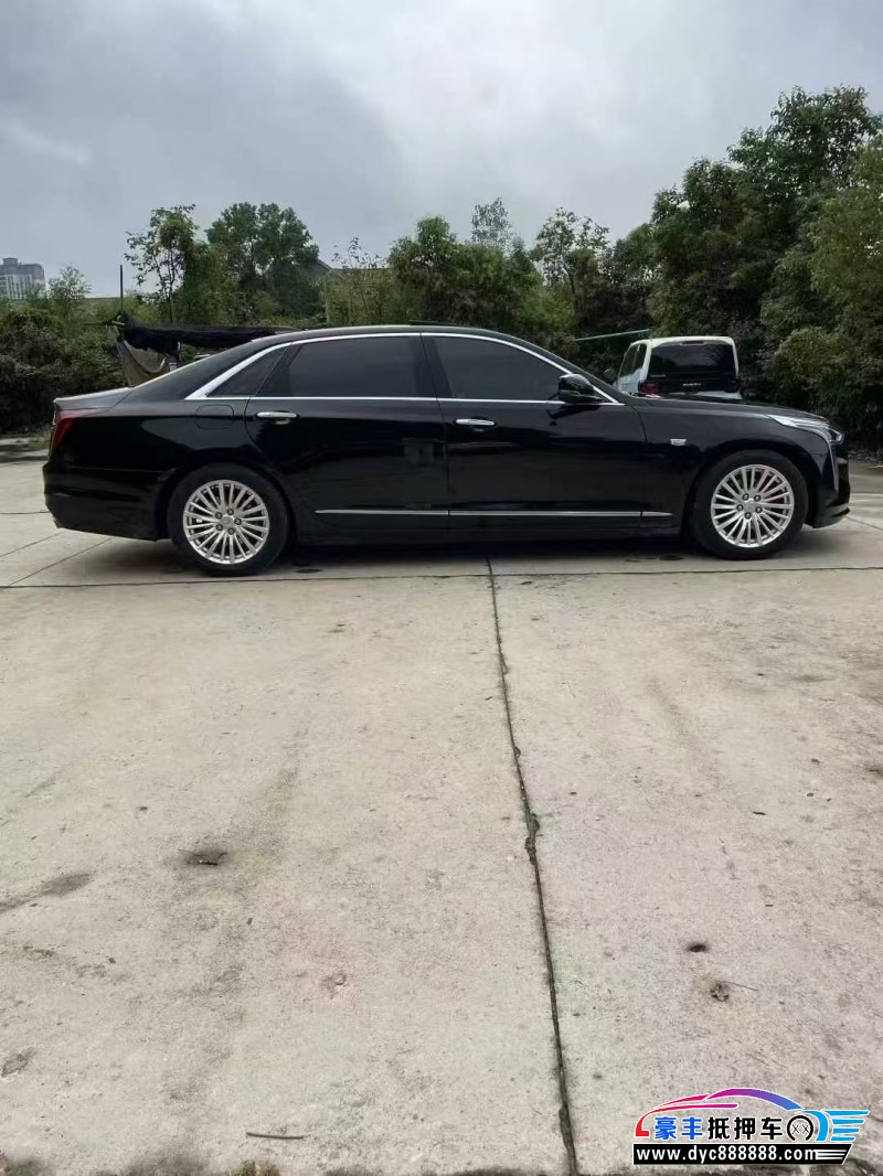 22年凯迪拉克CT6轿车抵押车出售