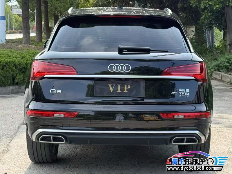 22年奥迪Q5轿车抵押车出售