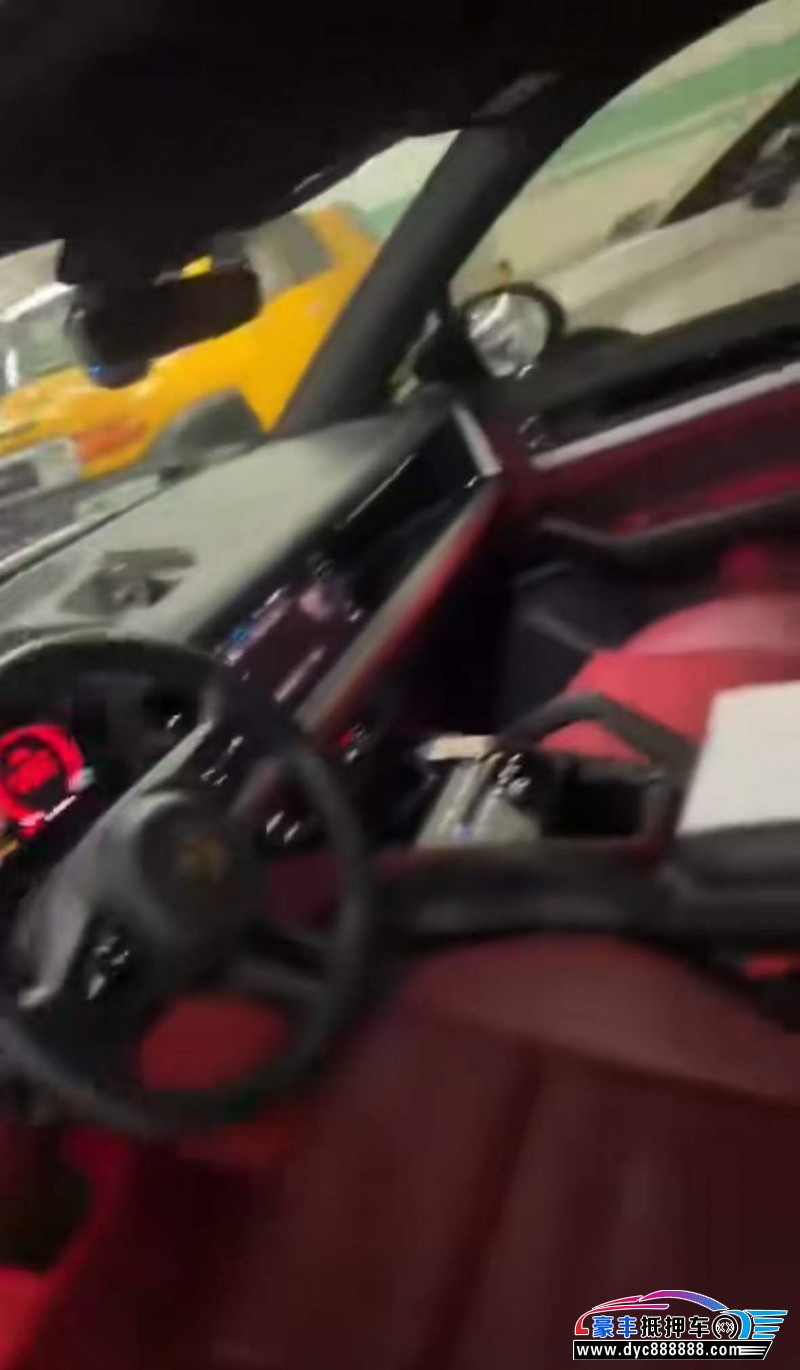 24年保时捷卡宴轿车抵押车出售