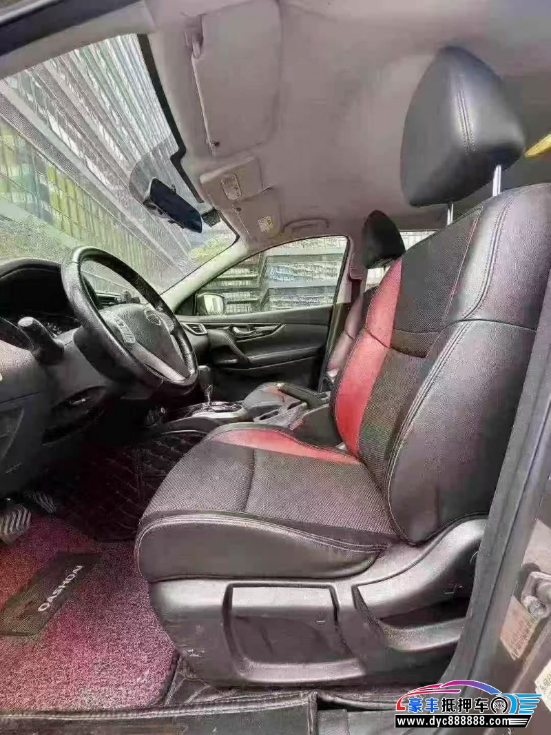 18年日产逍客轿车抵押车出售