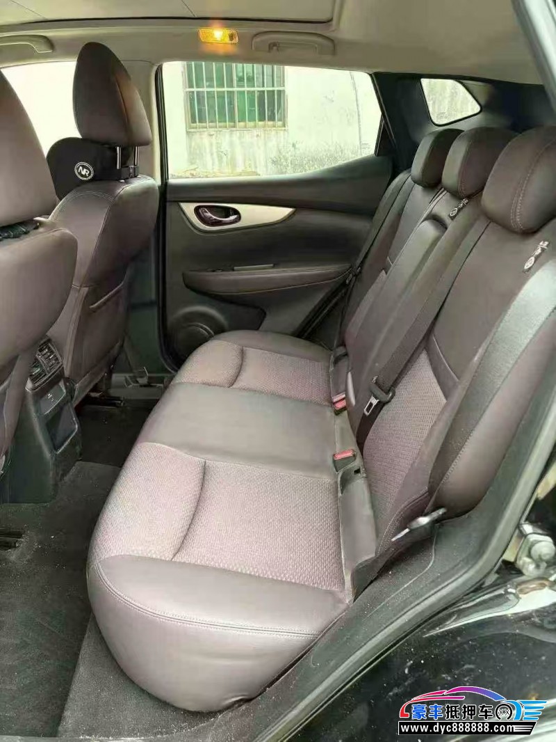 19年日产逍客轿车抵押车出售