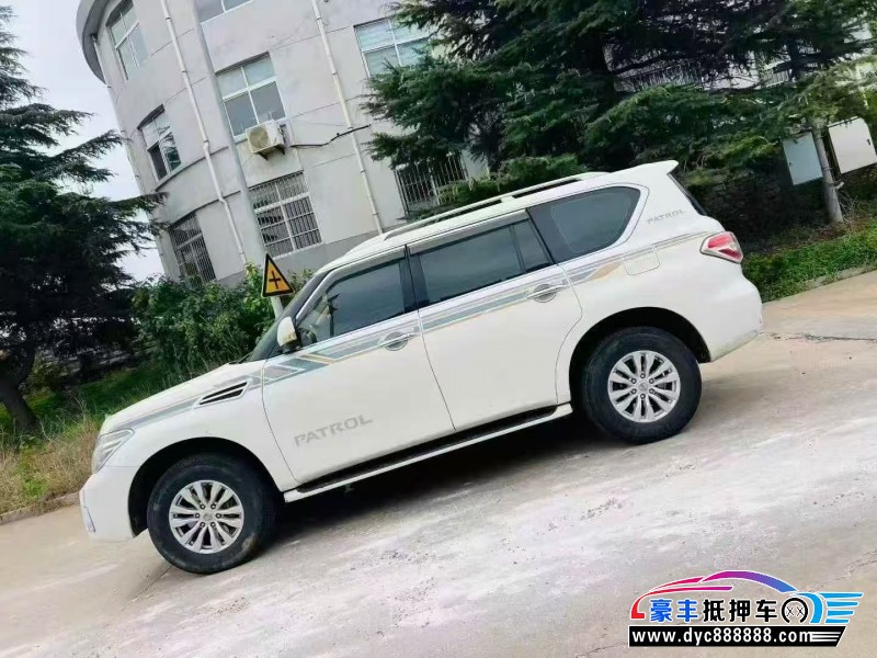 19年日产途乐轿车抵押车出售