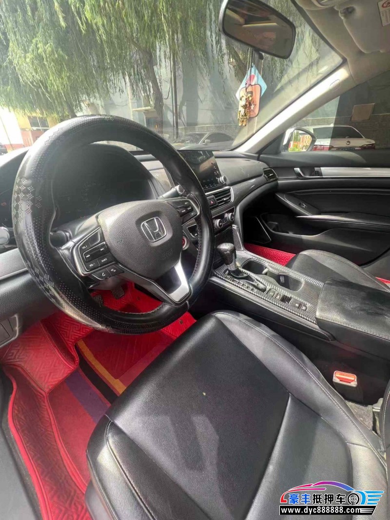 19年本田雅阁轿车抵押车出售
