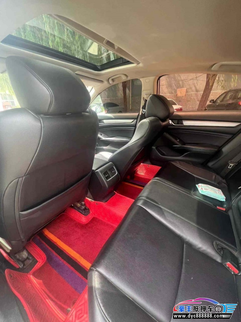 19年本田雅阁轿车抵押车出售