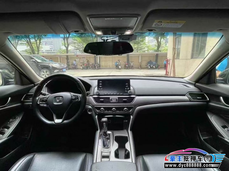 19年本田雅阁轿车抵押车出售