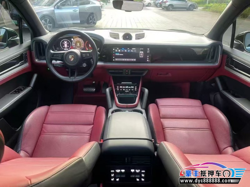 24年保时捷卡宴轿车抵押车出售