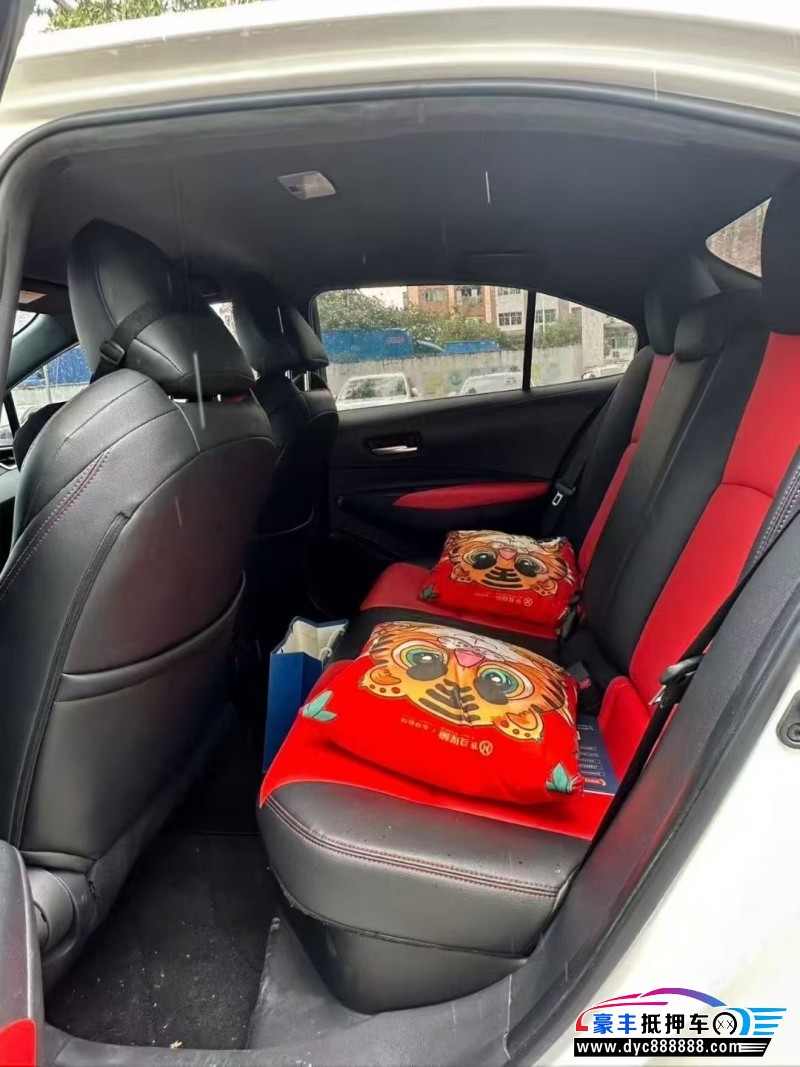 23年丰田雷凌轿车抵押车出售