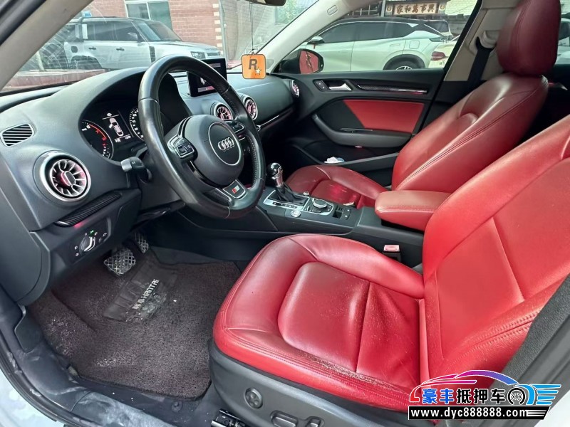 16年奥迪A3轿车抵押车出售