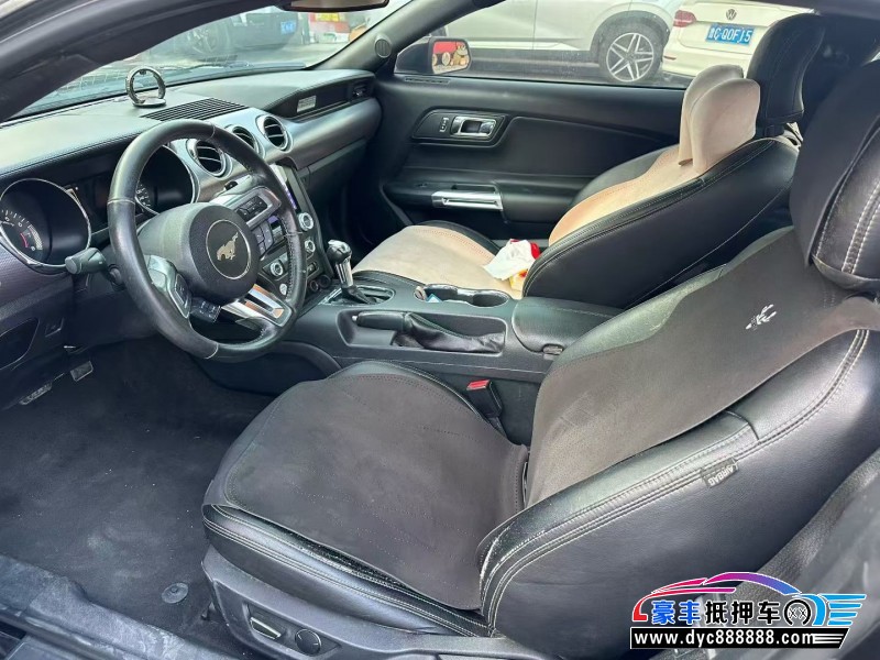 17年福特野马轿车抵押车出售