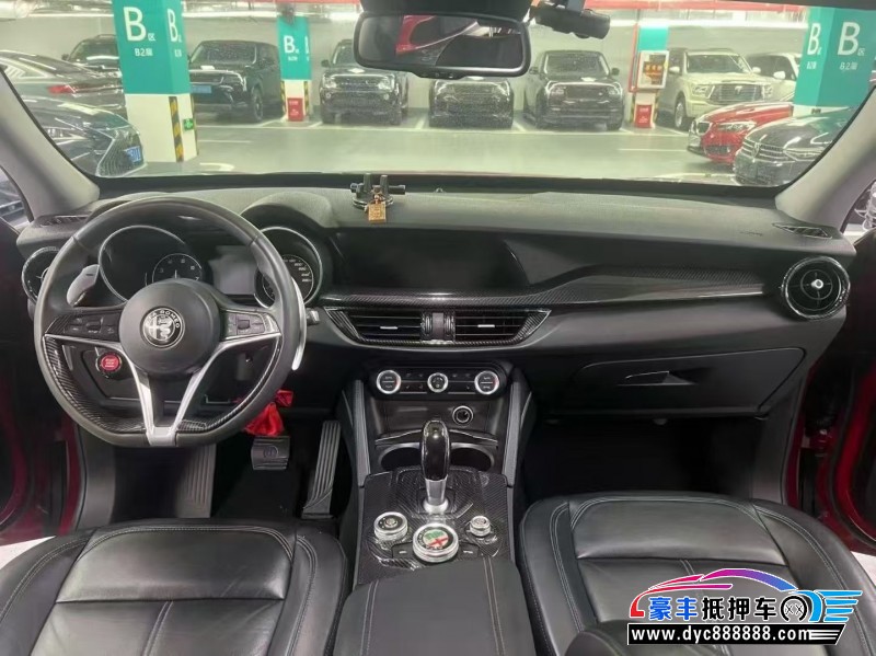 19年阿尔法·罗密欧Stelvio轿车抵押车出售