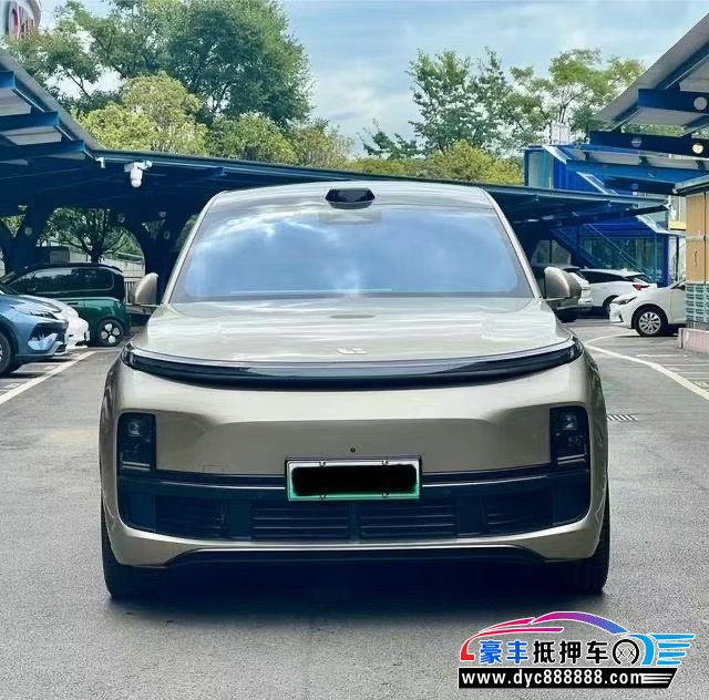 24年理想L9轿车抵押车出售