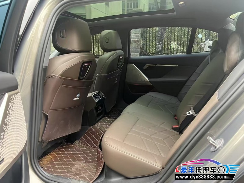 24年宝马5系轿车抵押车出售