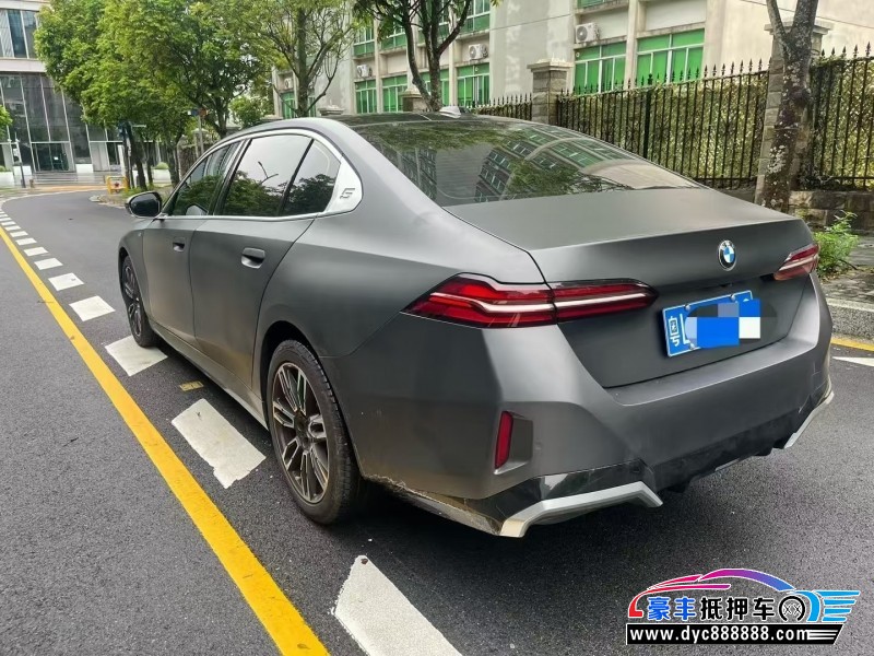 24年宝马5系轿车抵押车出售