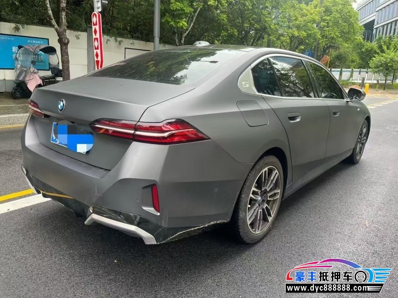24年宝马5系轿车抵押车出售