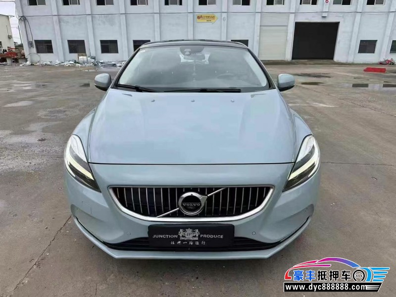 18年沃尔沃V40轿车抵押车出售