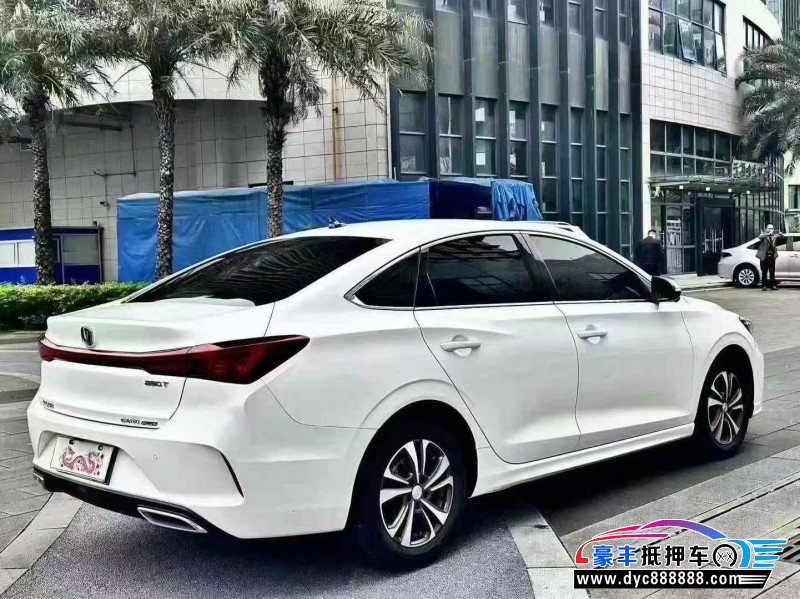 23年长安逸动轿车抵押车出售