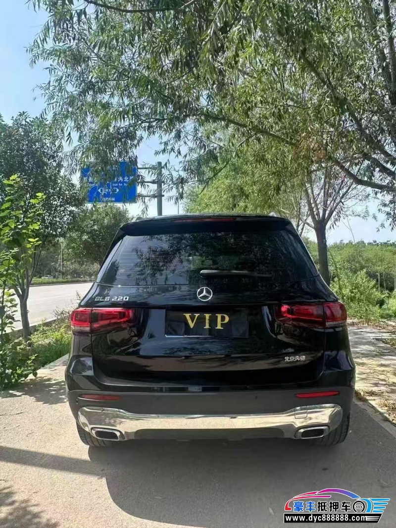 23年奔驰GLB轿车抵押车出售