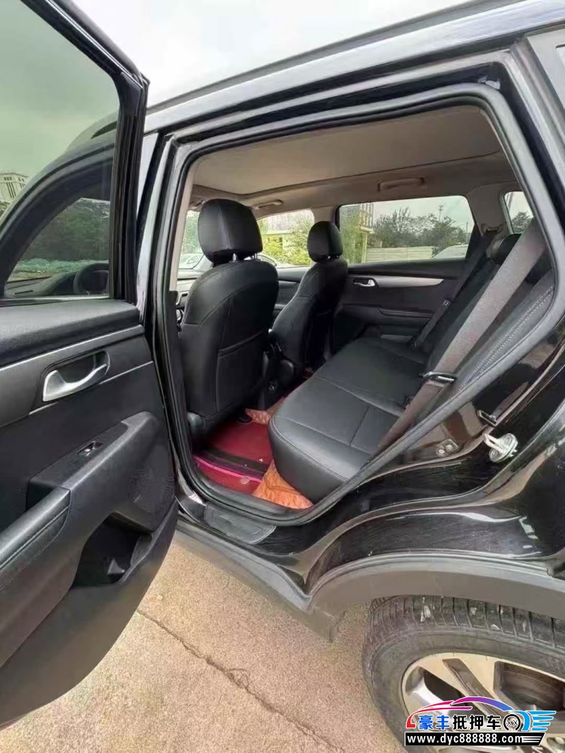 19年起亚智跑轿车抵押车出售