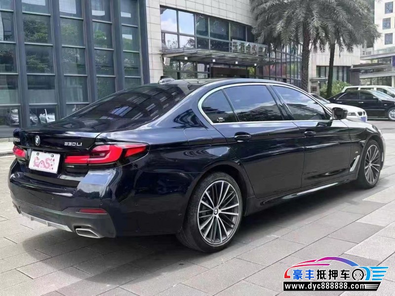 21年宝马5系轿车抵押车出售