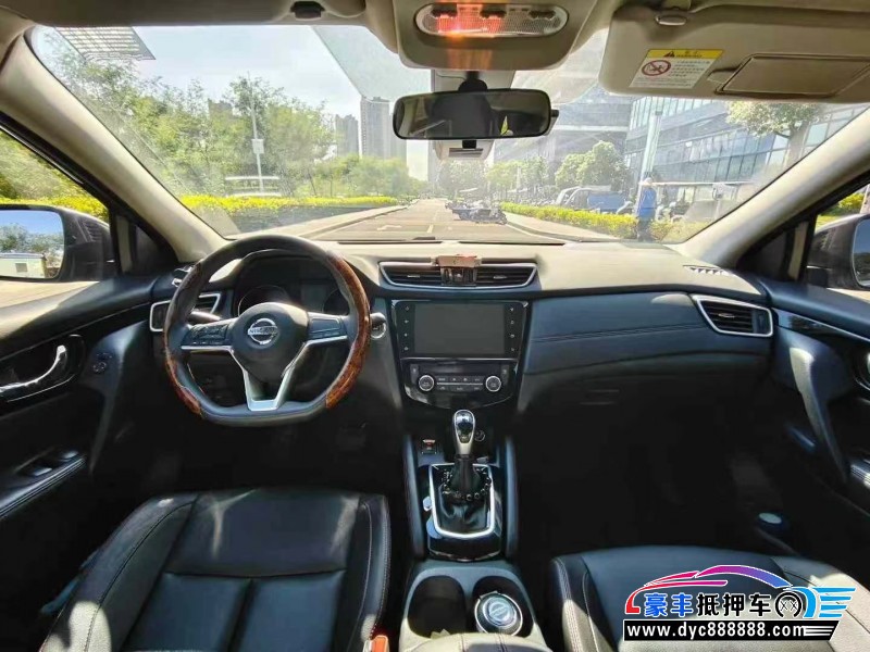 22年日产逍客轿车抵押车出售