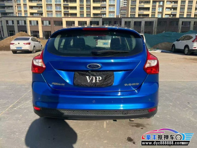 13年福特福克斯轿车抵押车出售