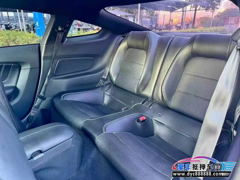 20年福特野马轿车抵押车出售