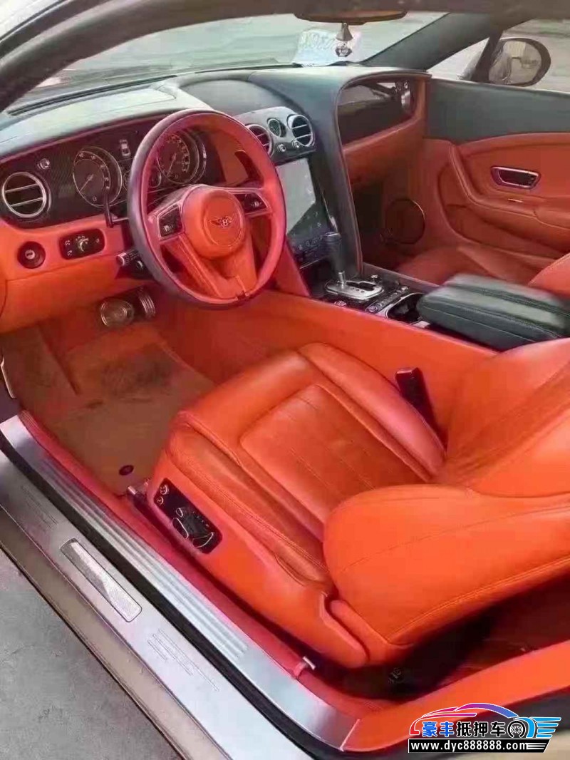 13年宾利欧陆轿车抵押车出售