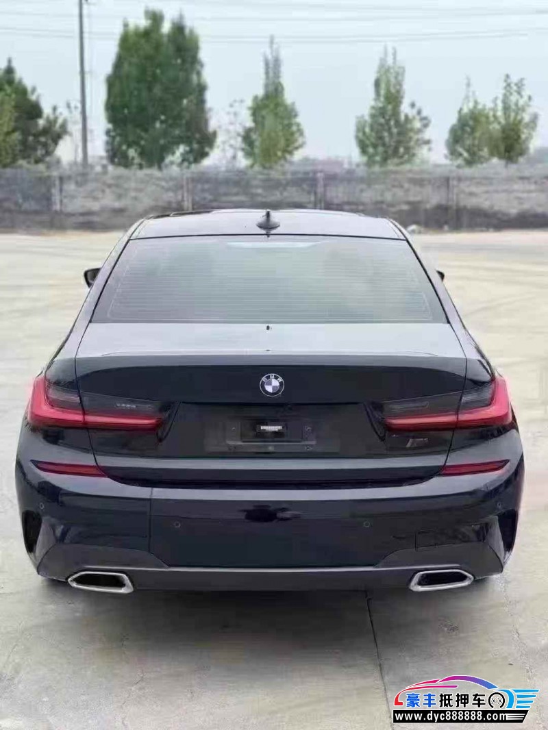 22年宝马3系轿车抵押车出售