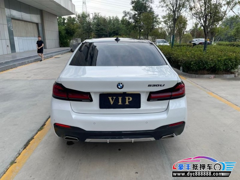 24年宝马5系轿车抵押车出售