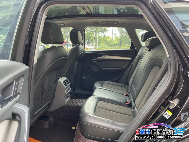 20年奥迪Q5轿车抵押车出售