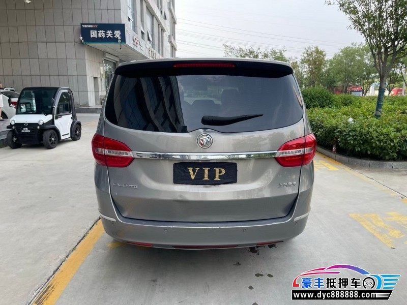 19年别克GL8轿车抵押车出售