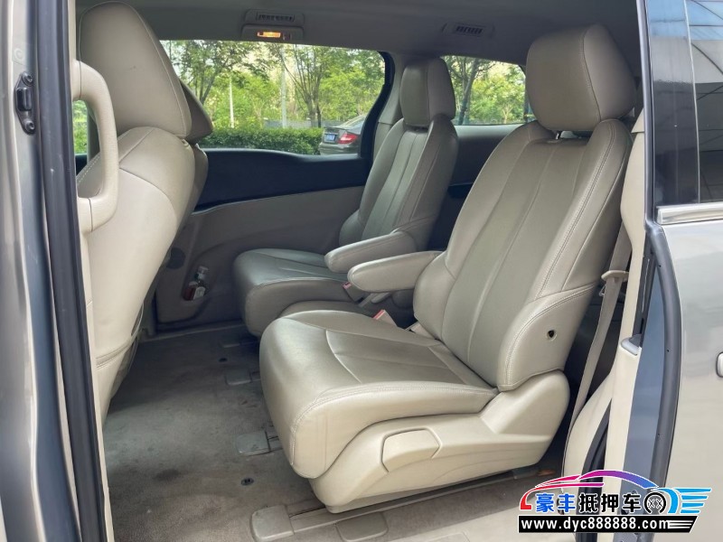 19年别克GL8轿车抵押车出售