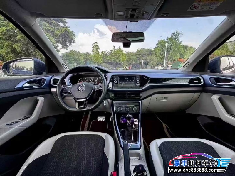 19年大众途凯轿车抵押车出售