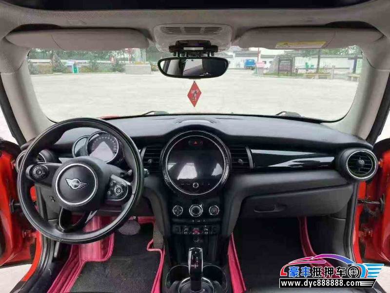 19年宝马MINI轿车抵押车出售