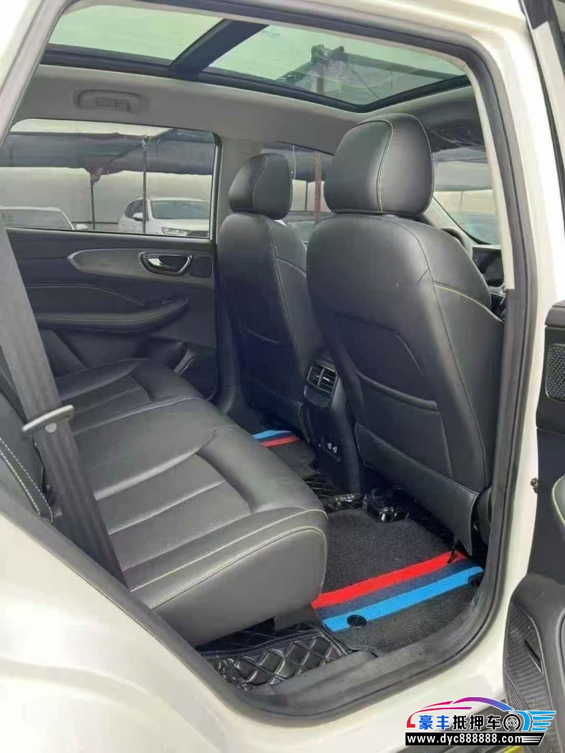 22年荣威RX5轿车抵押车出售