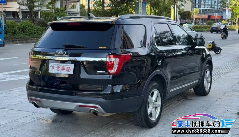 17年福特探险者轿车抵押车出售