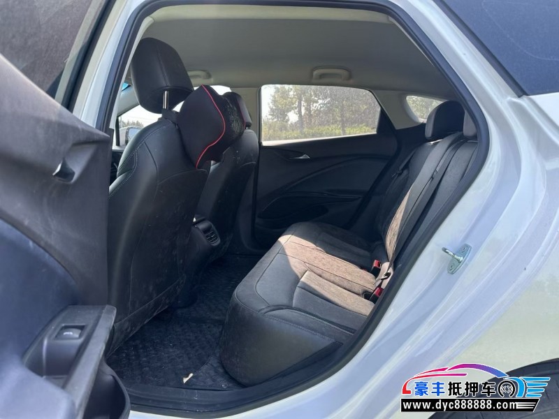 24年别克微蓝轿车抵押车出售