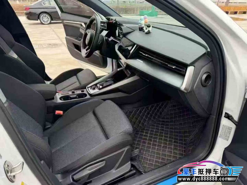 22年奥迪A3轿车抵押车出售