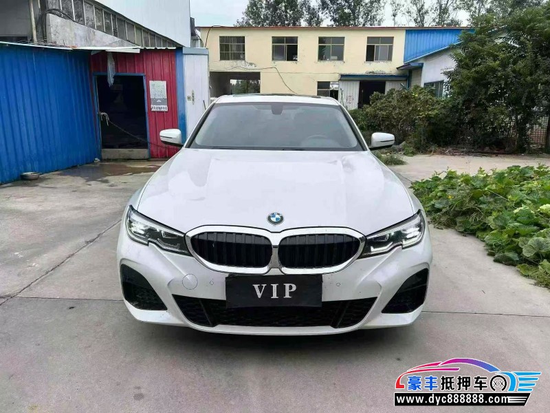 21年宝马3系轿车抵押车出售