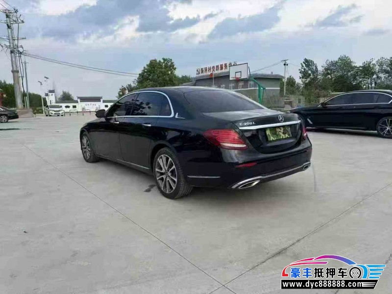 19年奔驰E轿车抵押车出售