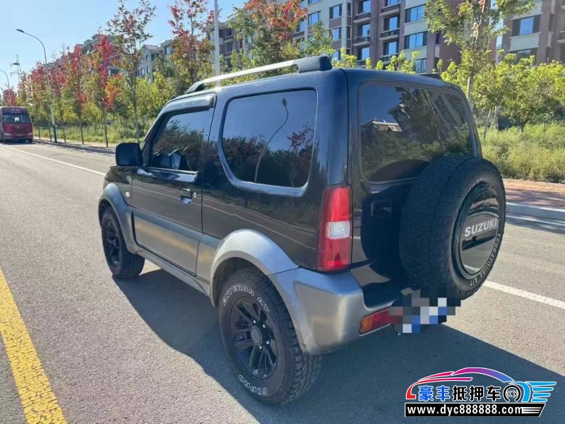 18年铃木吉姆尼轿车抵押车出售